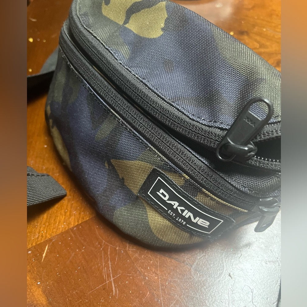✨Dakine Bag✨